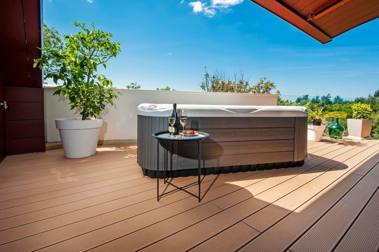 The Q Superior - A Penthouse With Jacuzzi And Sauna Rovinj Exteriér fotografie